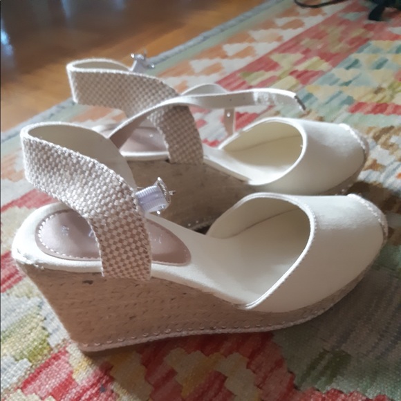 NEW LOOK ESPADRILLES - Picture 4 of 6